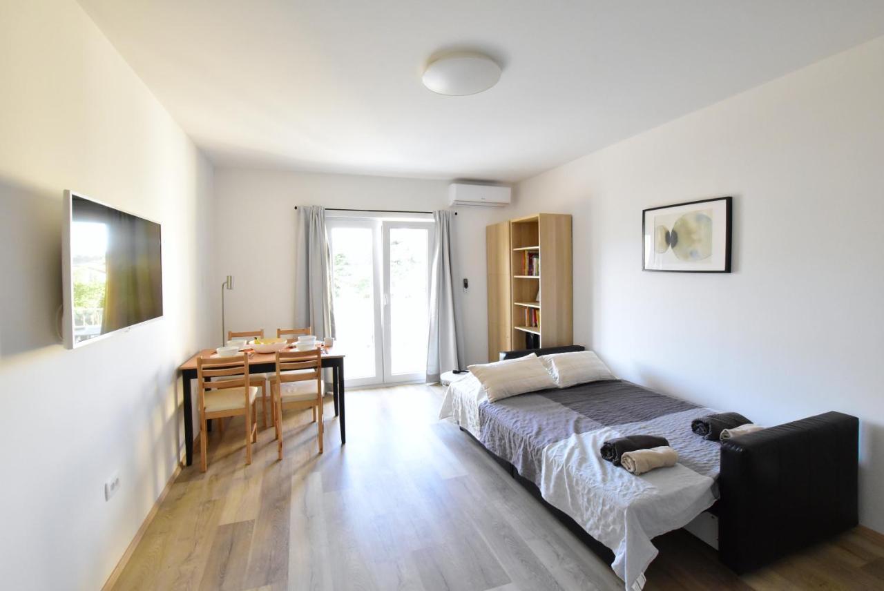 Olive Tree Apartment สตารีกราด ภายนอก รูปภาพ