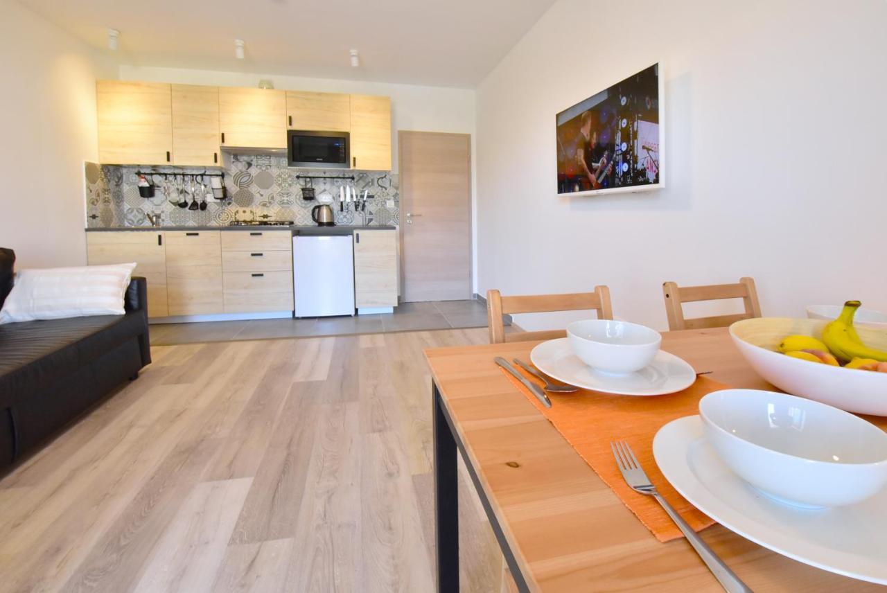 Olive Tree Apartment สตารีกราด ภายนอก รูปภาพ